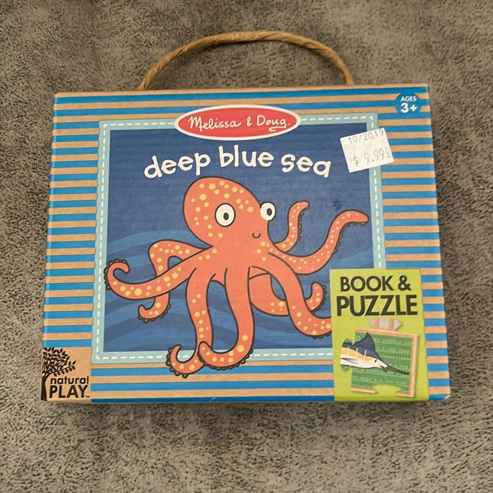 NWT Melissa & Doug Natural Play Children's Book & Game: Deep Blue Sea